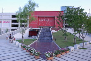 ラゾーナ川崎プラザの駐車場！料金無料の割引サービスや混雑は？