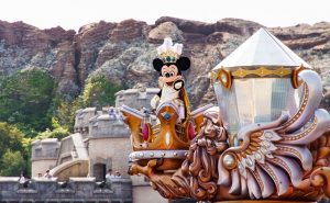 ディズニーランド・シー周辺の安い駐車場と予約できる駐車場!