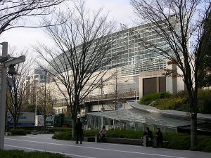 東京国際フォーラムのアクセス＆駐車場の料金は？無料割引はある？