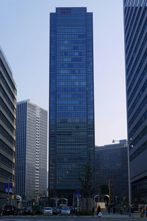 梅田DTタワーのアクセス方法＆駐車場！料金や割引サービスは？