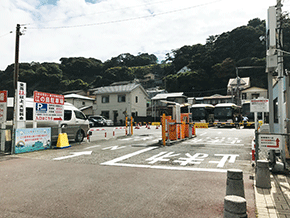 【P12】観光協会江の島駐車場！バス専用駐車場の予約方法や料金は？