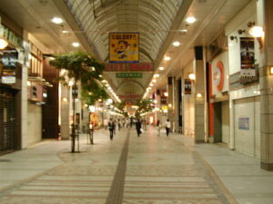 クリスロード商店街の駐車場！料金や提携先の無料割引は？