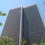 アーク森ビルのアクセス＆駐車場！最大料金や割引は？