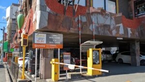 びっくりドンキー天王寺店の駐車場！料金は？無料で停められる？