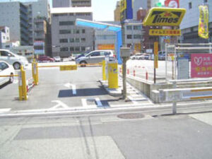 タイムズ大阪難波の料金は？高島屋・なんばマルイの提携割引は？