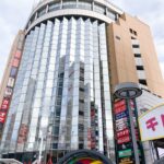 アムザ1000の駐車場!宿泊料金や無料割引サービスは?