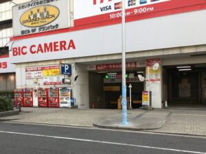 エスカールなんばの駐車場!料金や住所・ハイルーフの高さは?