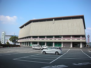 福岡市民会館のアクセス＆駐車場の料金は無料？予約できるおすすめは？