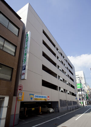 【博多】センターパーキングの駐車場!料金や提携割引は?